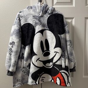 Mickey Mouse Kids Snuggie - Gray and Black
